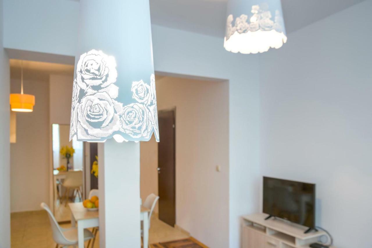 Comfort.Chic.Charming Apt With Terrace Near Ndk Sofia Exterior photo