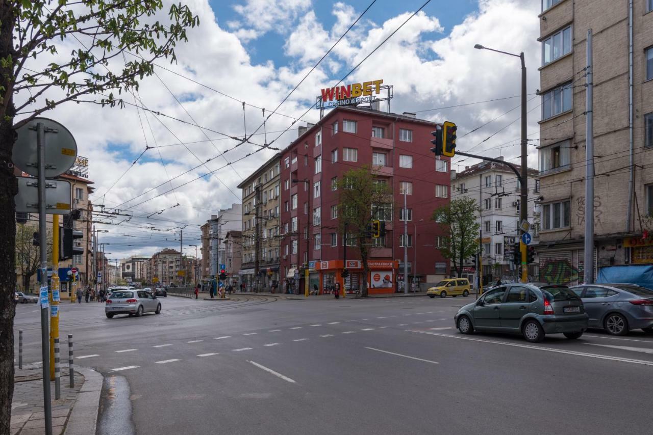 Comfort.Chic.Charming Apt With Terrace Near Ndk Sofia Exterior photo